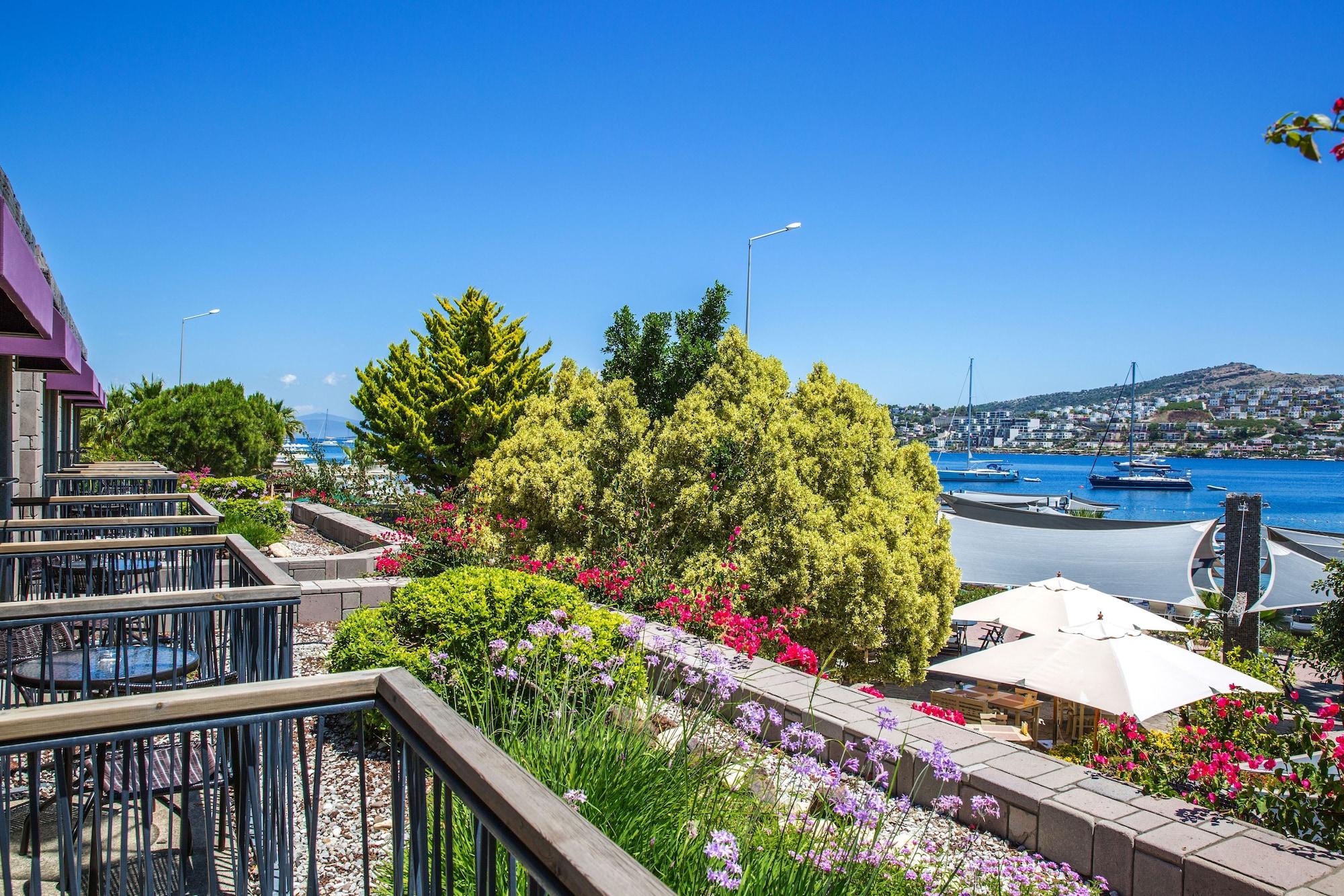 Costa Farilya Special Class Hotel Bodrum Gundogan  Exterior photo
